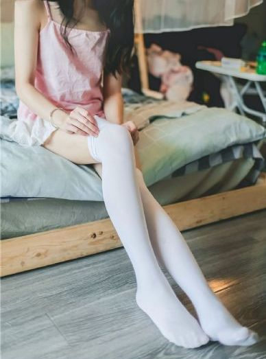 张慧的乳峰又白又大_超清免费观看最新