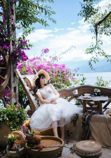 色婷婷久久综合中文久一本_蓝光全集免费播放
